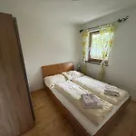 Erharter Apartment *